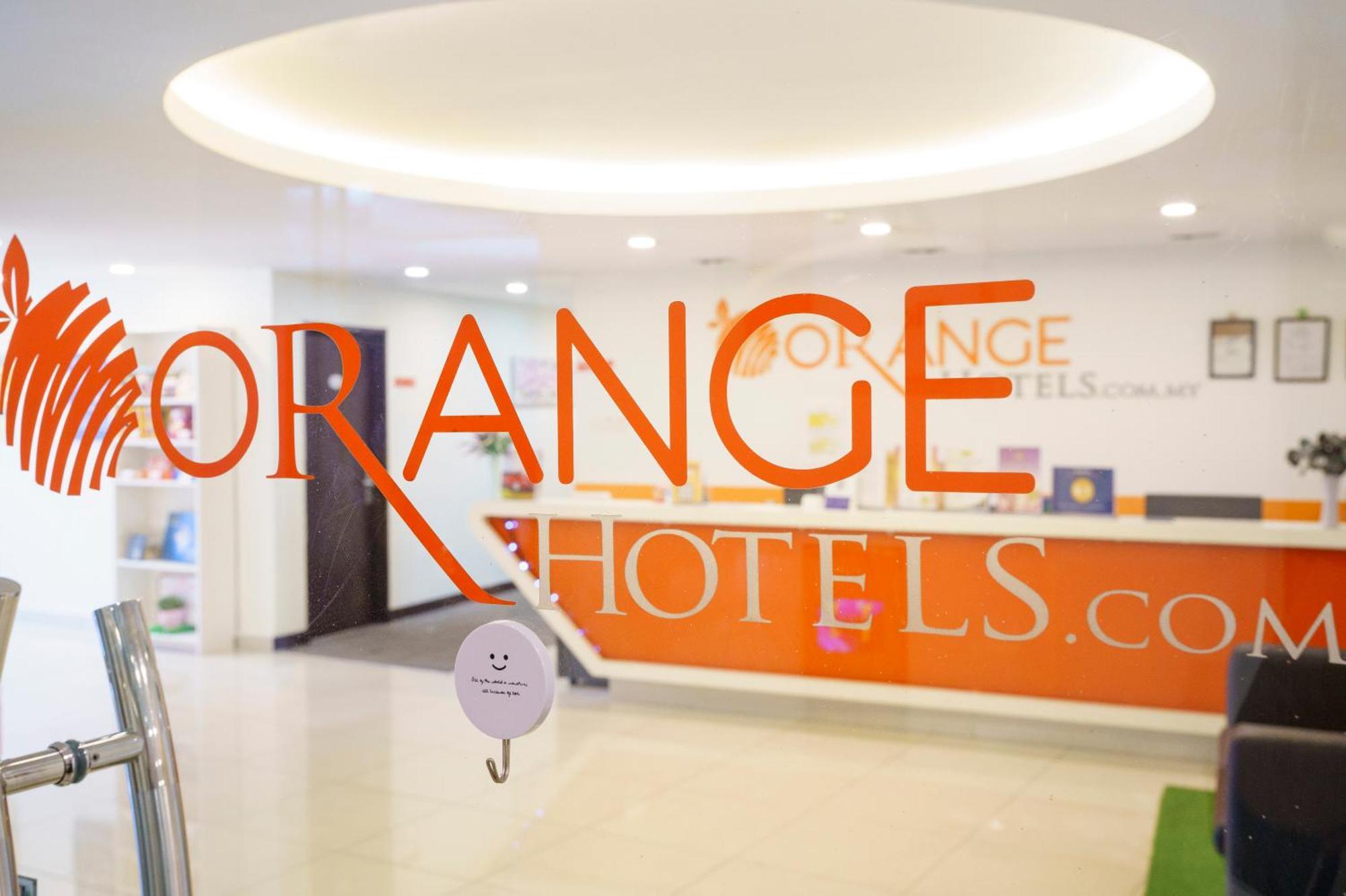 Orange Hotel Kota Kemuning @ Шах-Алам Экстерьер фото