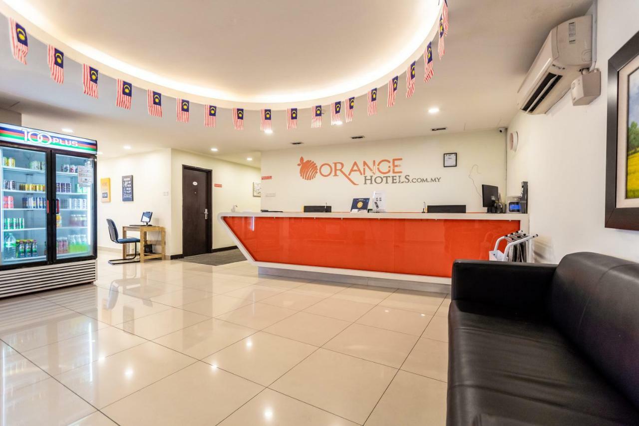 Orange Hotel Kota Kemuning @ Шах-Алам Экстерьер фото